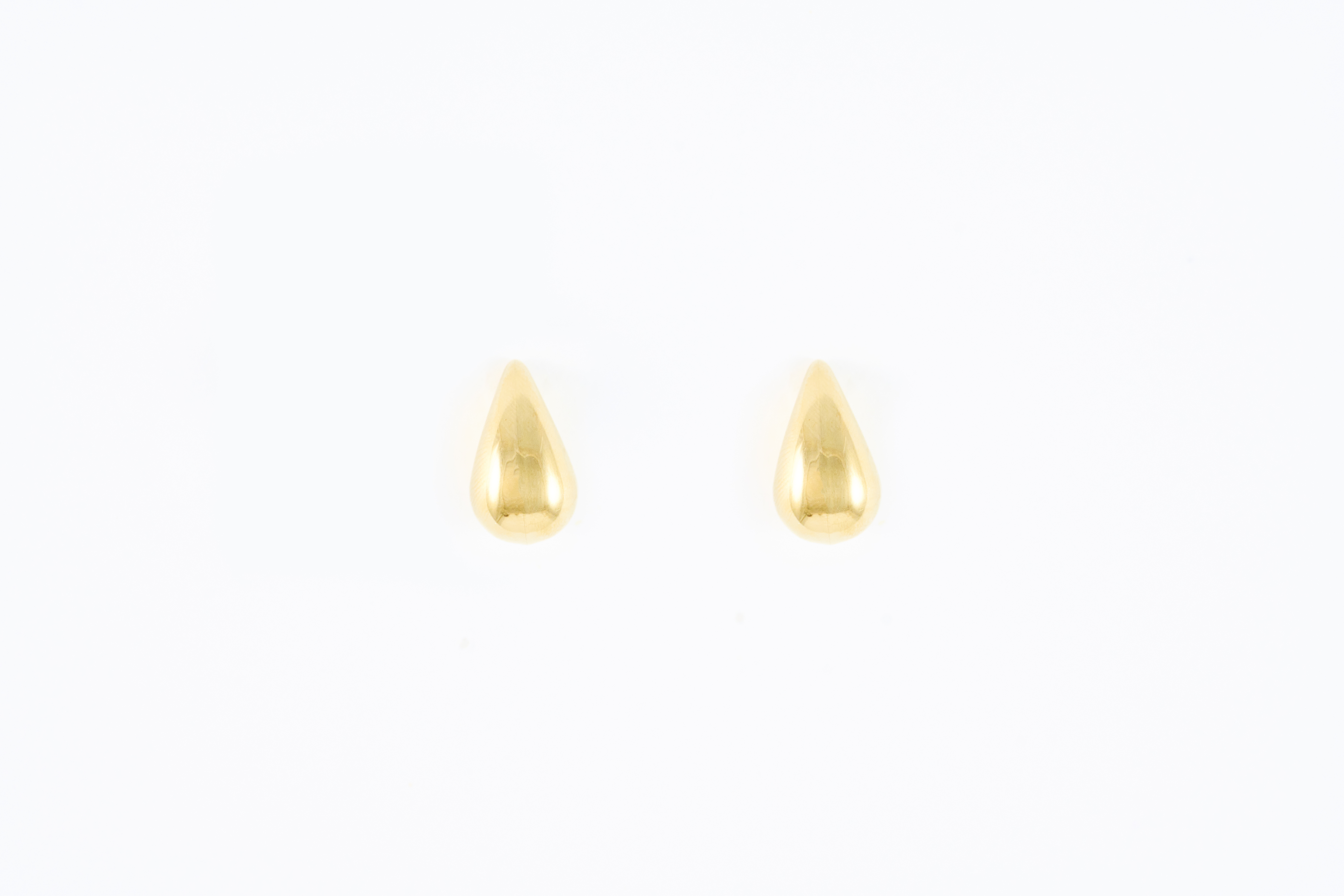 Gouden druppel studs