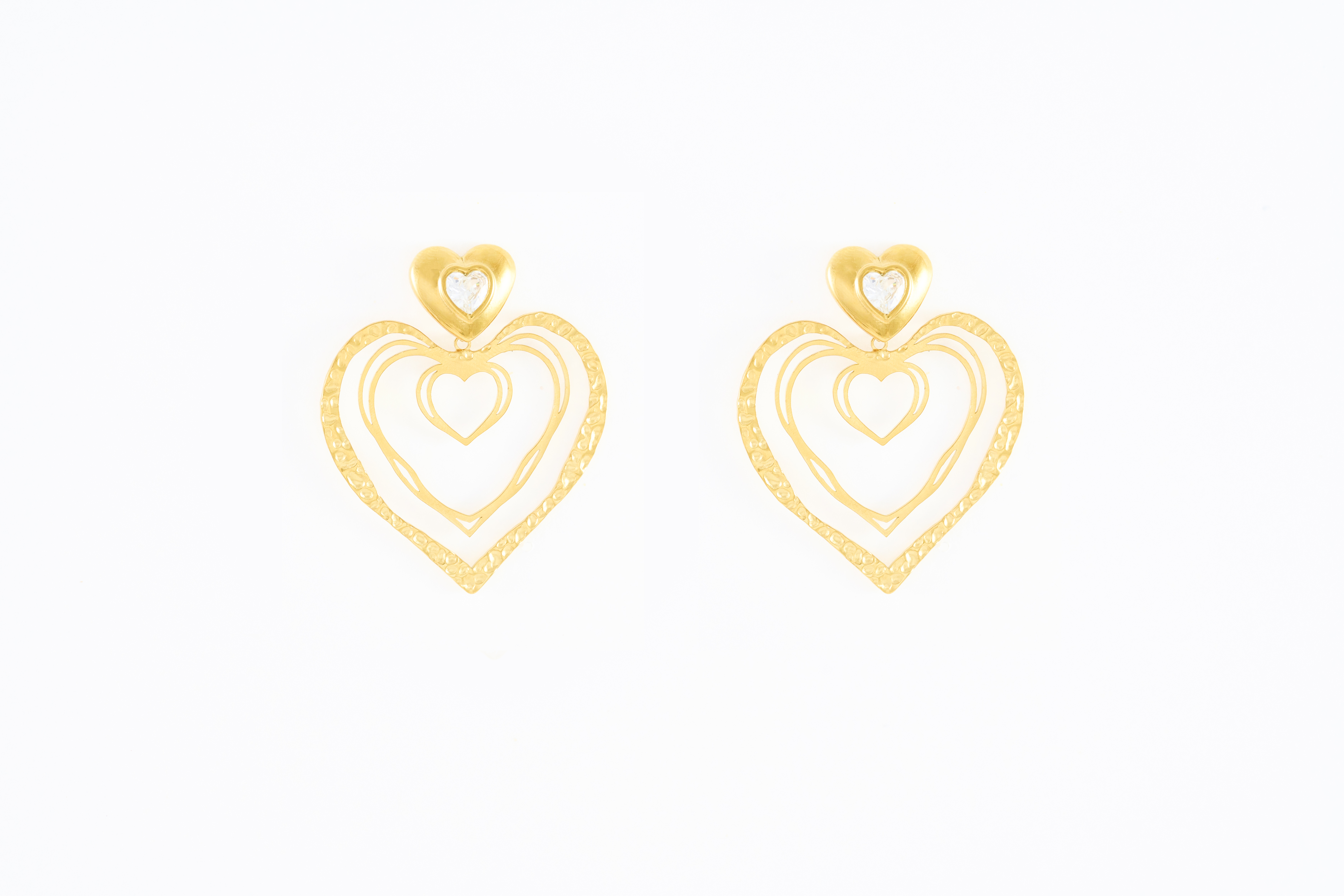 Gouden hartvormige oorbellen met kroontje